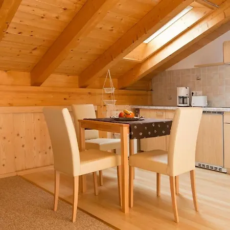 Gaestehaus Loedermann * جارمش بارتنكيرشن