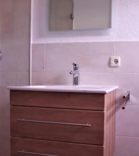 Gaestehaus Loedermann *