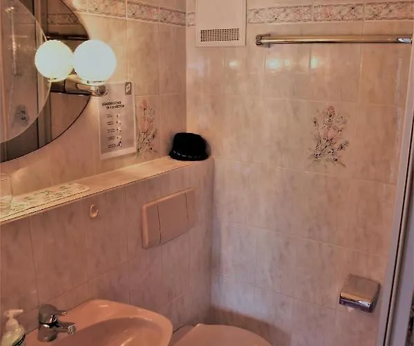 Inn Gaestehaus Loedermann Garmisch-Partenkirchen